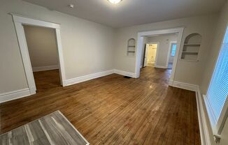 3 beds, 1 bath, $1,795, Unit Apt 1