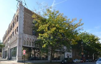 1211 Elmdale