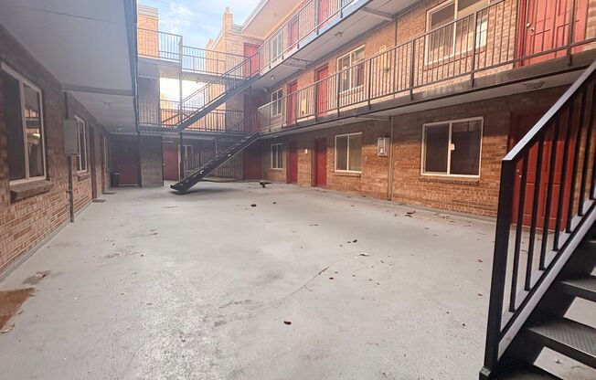 10 S Sherman Street | Denver, CO 80209