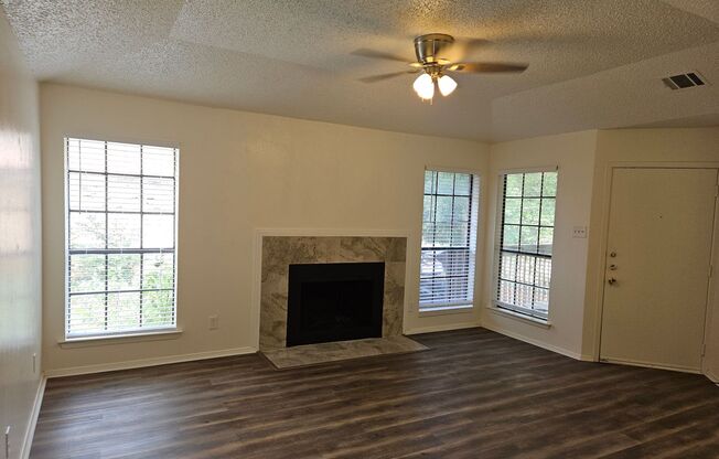 2 beds, 2 baths, $1,425