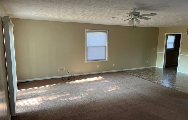 3 beds, 1 bath, $1,200