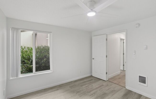 2 beds, 1 bath, 752 sqft, $1,615, Unit 219