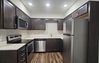 2 beds, 2 baths, 1,150 sqft, $1,250, Unit 1026 - 315