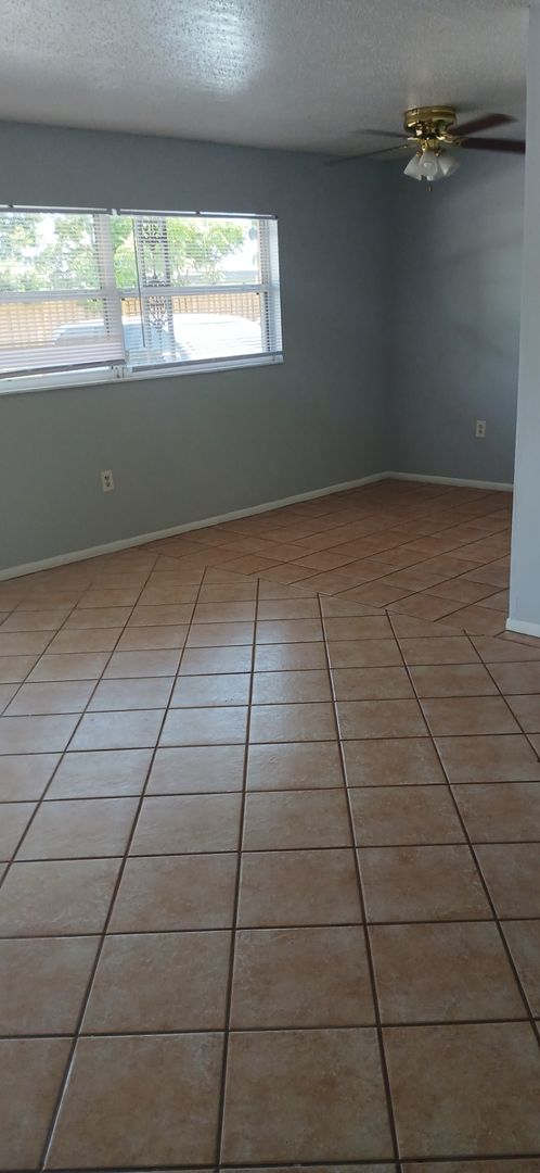 Conway Club Apartments