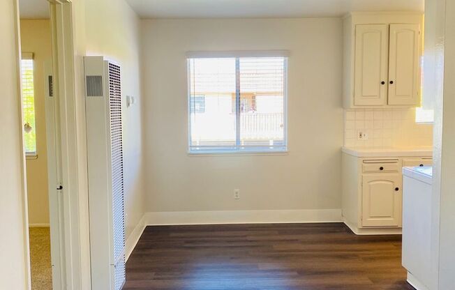 1 bed, 1 bath, 609 sqft, $1,995, Unit 311 Katherine Ave Apt 4