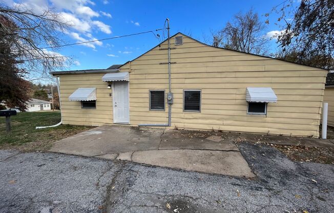 Renovated 3 bedroom 1 Bath with Detached Garage Coming Available!