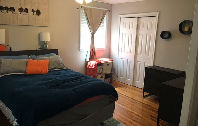 Beautiful 2-Bed/1.5-Bath Townhouse with Finished Basement in Upper Roxborough! Garage and Parking Spot Included!