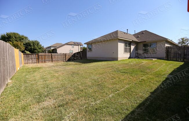 3 beds, 2 baths, $1,600