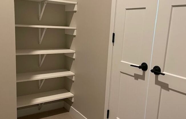 1 bed, 1 bath, 807 sqft, $2,395, Unit 418