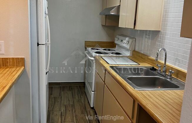 2 beds, 2 baths, 902 sqft, $1,190, Unit 147