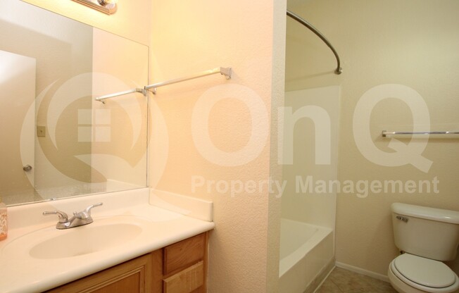 2 beds, 2 baths, 909 sqft, $1,235, Unit 2043