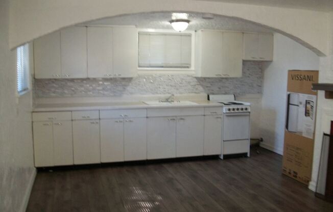 1111 Strand Place, Apt. A