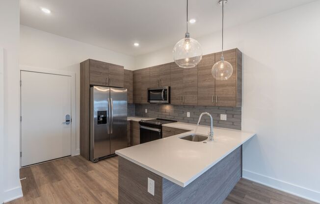 1 bed, 1 bath, 650 sqft, $1,524, Unit 402