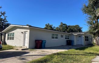 2/1 duplex near Downtown Orlando