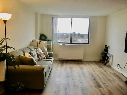 1 bed, 1 bath, 800 sqft, $2,650, Unit 5D