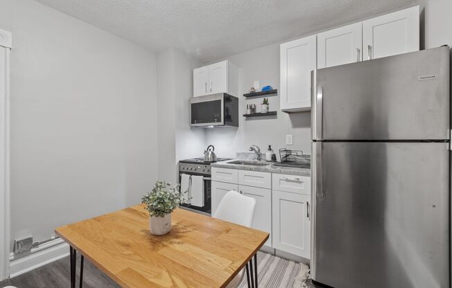 1 bed, 1 bath, 600 sqft, $1,000, Unit 1