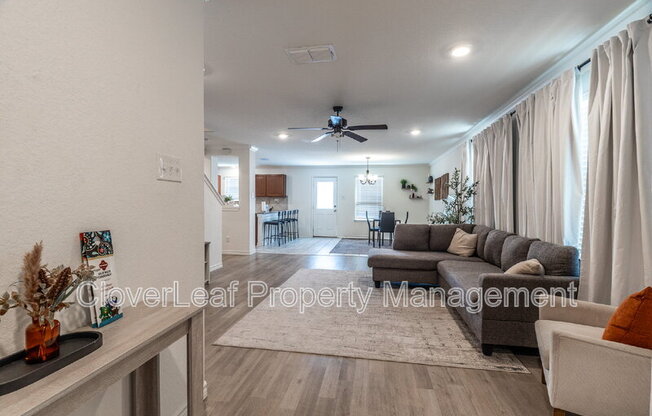 10406 LABRADO DR
