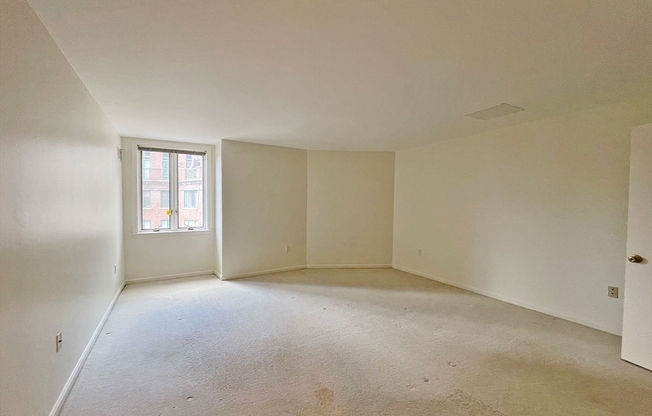1 bed, 1 bath, 863 sqft, $3,500, Unit 1203