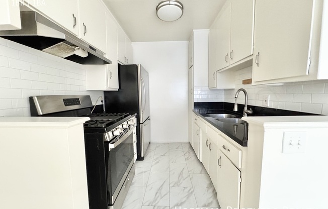 3655 Midvale Ave
