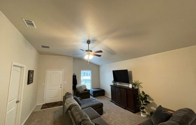 Beautiful Home in Frenship ISD with Open Concept Living!