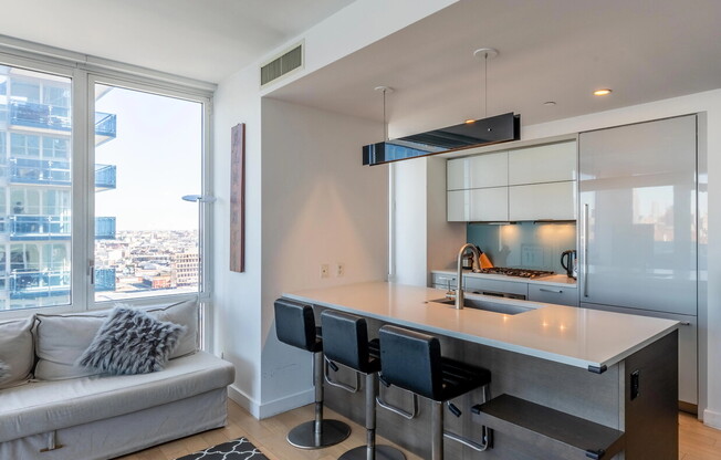 2 beds, 2 baths, 1,157 sqft, $9,500, Unit 25D