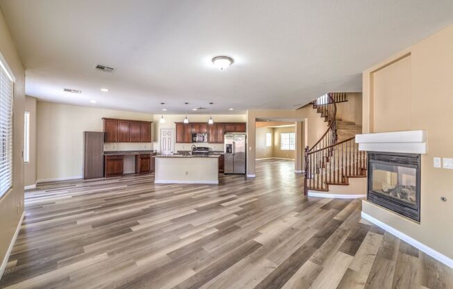 AMAZING PROPERTY IN GATED ALIANTE.