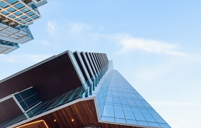 2 beds, 2.5 baths, 1,498 sqft, $13,000, Unit 14B