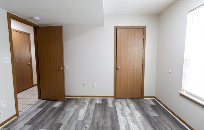 1433-1435 Bodie Drive