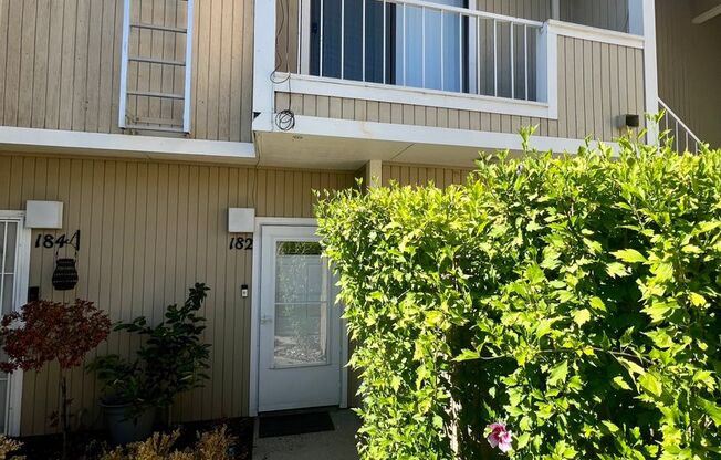 Stunning, spacious and large Milpitas condo - Move in NOW $3725