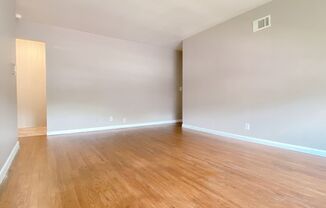 Three Awesome Bees Realty, LLC:[TAB][KT] 4815 Ames Ave