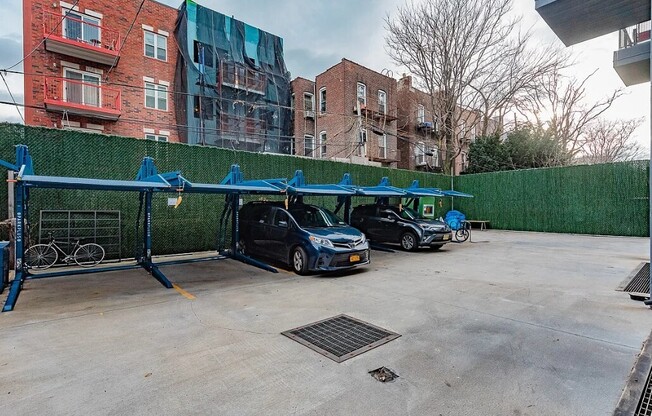 2 beds, 1.5 baths, 950 sqft, $3,850, Unit 1A