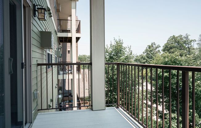 1 bed, 1 bath, 719 sqft, $1,600, Unit 214