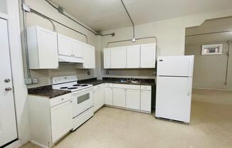 Studio, 1 bath, $900