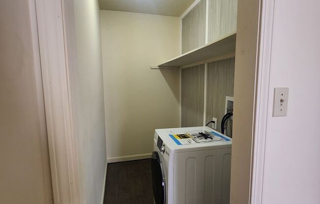 1 bed, 1 bath, 790 sqft, $870, Unit 4931