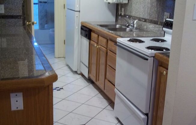 Studio, 1 bath, 400 sqft, $1,485, Unit 640-106