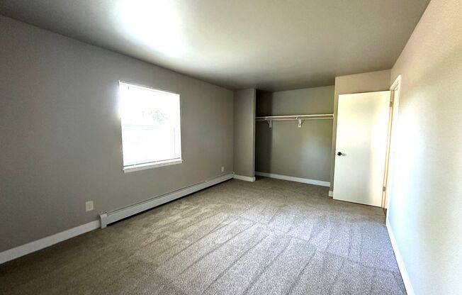 2 beds, 1 bath, 740 sqft, $1,450, Unit 2613-6