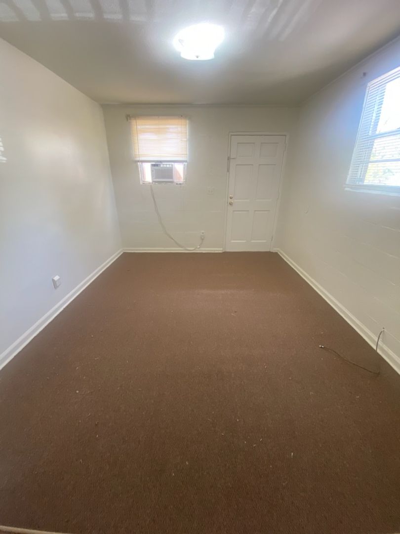 BEALLWOOD AVE 4010 A-C