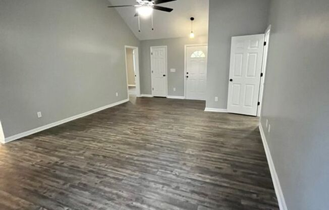 A Stunning Home Awaits in Crestview Plantation