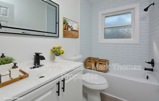 1522 N. Roxboro Street
