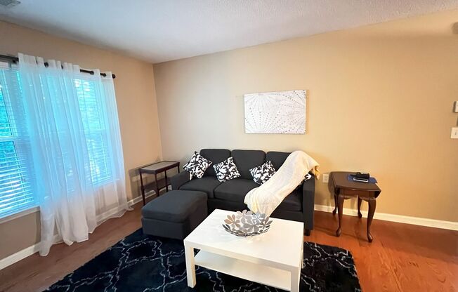 2 beds, 2 baths, $1,400, Unit UNIT 202