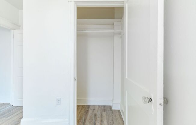 1 bed, 1 bath, 550 sqft, $1,375, Unit C6