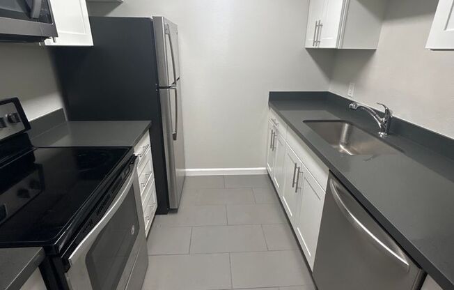 9100 Roosevelt Apartments