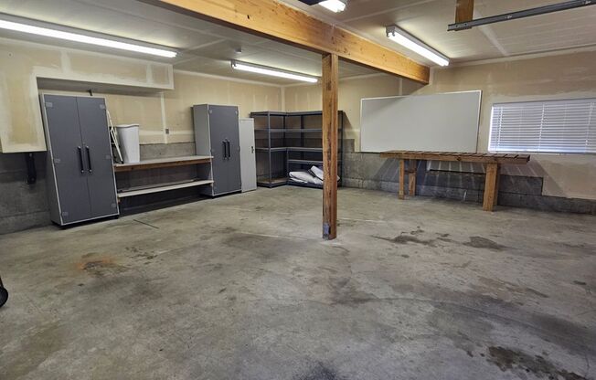 Charming 1-Bedroom Home with Spacious Backyard, 2 car garage & Modern Amenities – Pet Friendly!