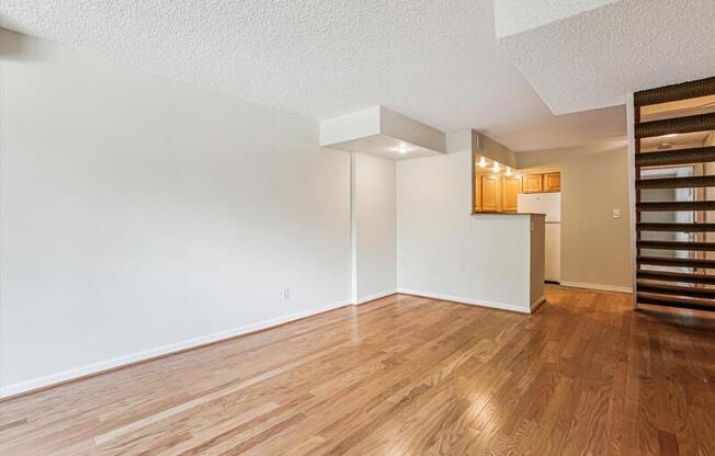 1245 13 ST NW