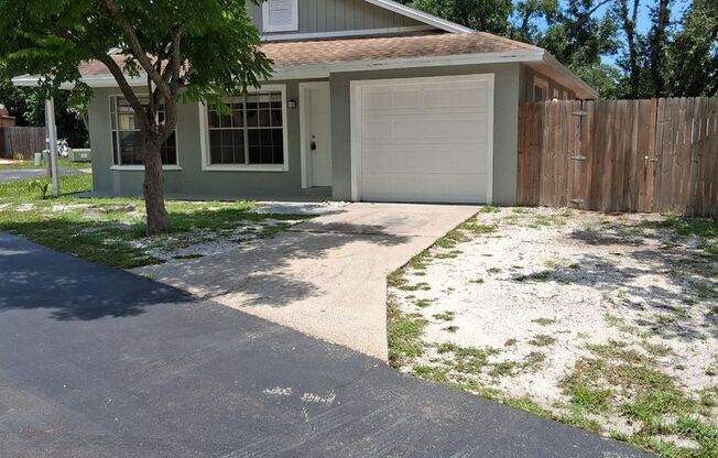 Amazing 3/2 located in desirable Palm Harbor Location