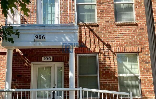 906 S WEBER ST