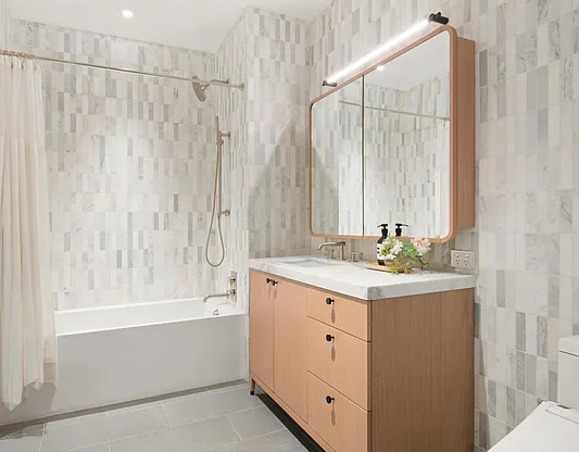 2 beds, 2 baths, $9,000, Unit 9A