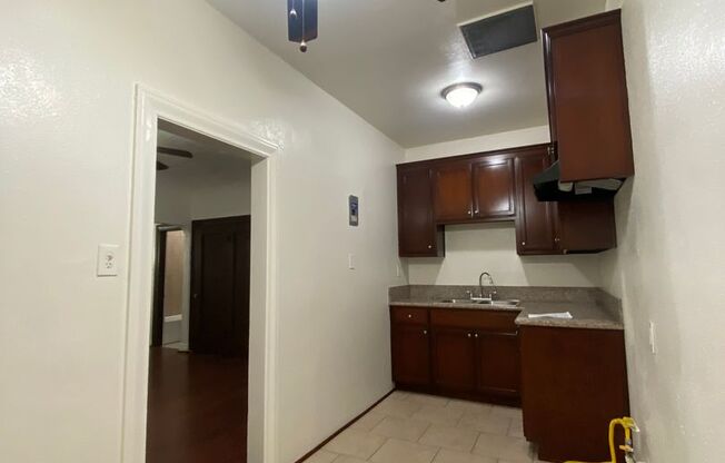 1 bed, 1 bath, 650 sqft, $1,995, Unit 102