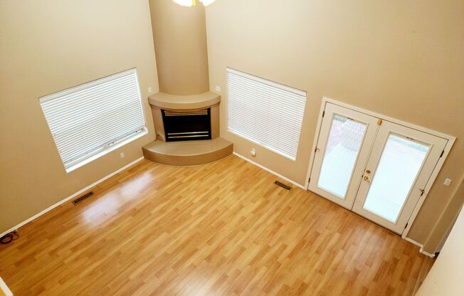 academy west 3 bedooms 2,5 baths