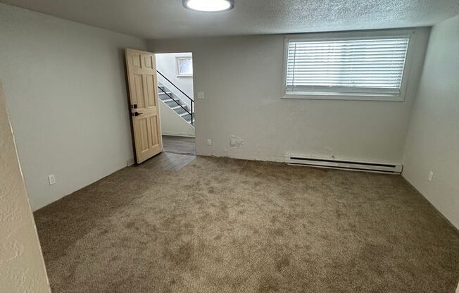712 S. Canyon Street